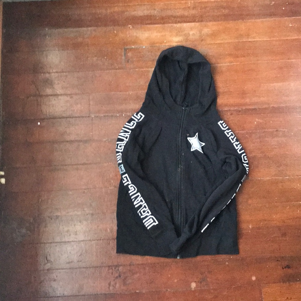Thick sweat shirt